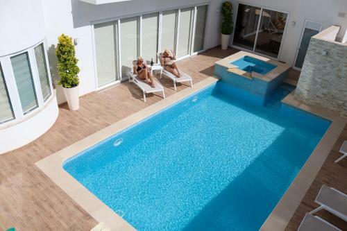 Hostal 100 Boutique Living