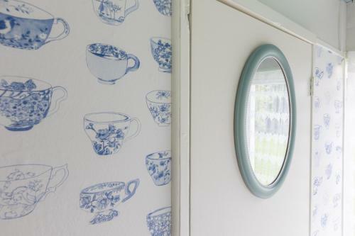 Bed & Breakfast Gardenhouse On Wheels