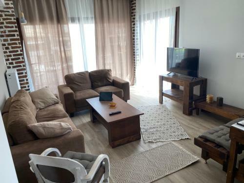 Tm Apartment No 1 - Rustic Style