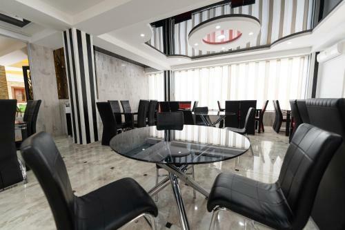 Hostal Park Zone Hotel