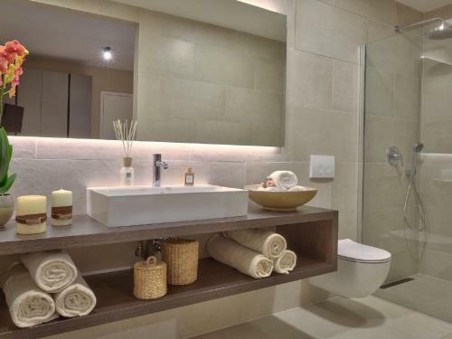 Enticing Holiday Home In Brtonigla With Jacuzzi