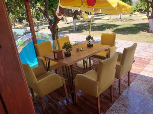 Bed & Breakfast Miss Mandarin Bungalow Evleri