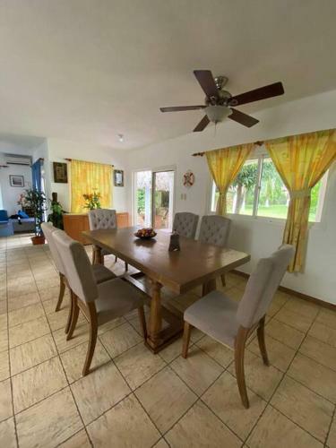 Villa En Puerto San Jose