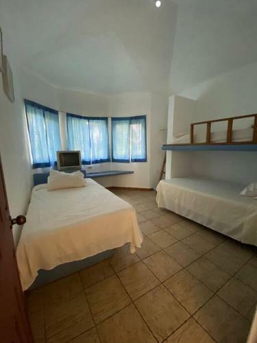 Villa En Puerto San Jose