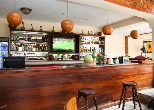 Coconut Grove Regency Hotel
