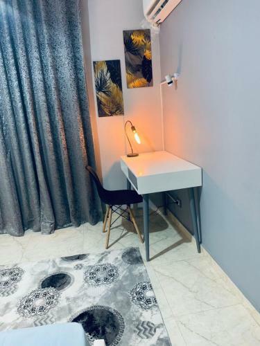 Hostal Modern And Elegant Private Room