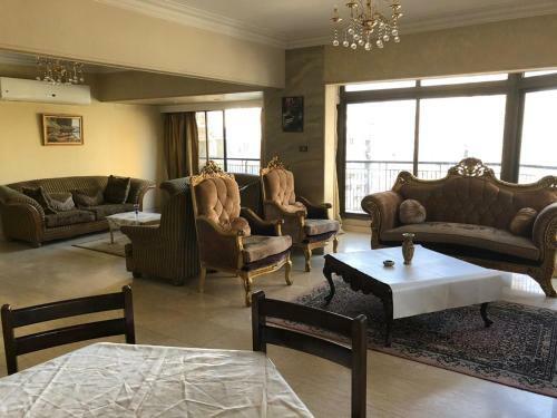 Apartment On The Nile River Tahrir Square And Downtown Cairo