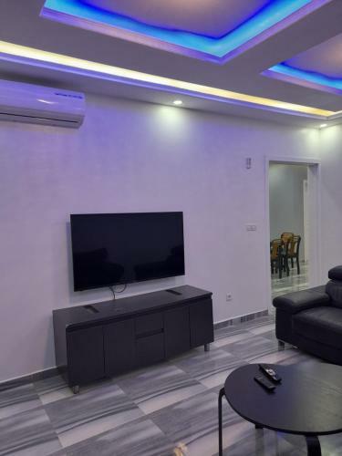 Apartamento Apparemment Moderne 4 Pi�ces Dakar Cit� Apix Tiouawane Peul