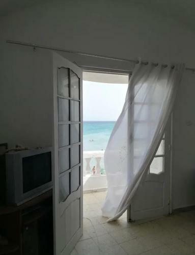 Apartamento Maison S+3 Pied Dans L'eau � Fatha K�libia