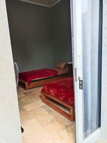 Hotel Homestay Adah