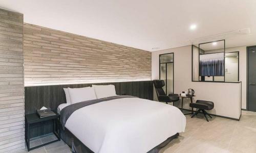 Hotel ??? ??