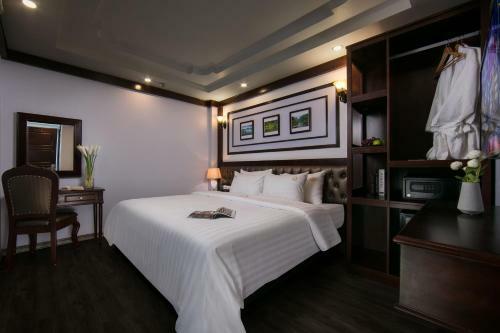 Sense Central Hanoi Hotel