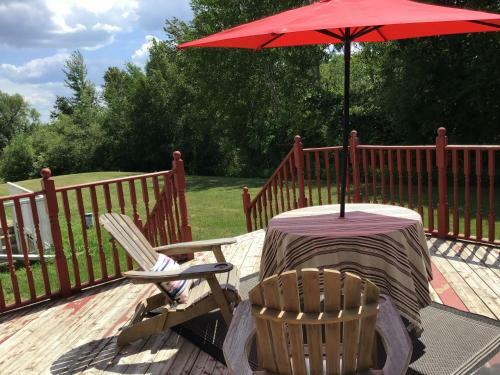 Entire Country Home In Guelph