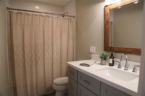 Biltmore Cloisters 2 Br By Casago
