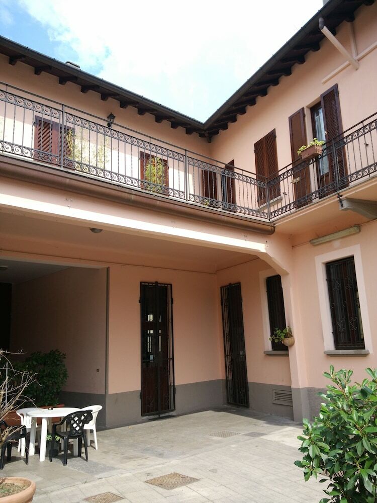 Hostal La Corte Del Poeta