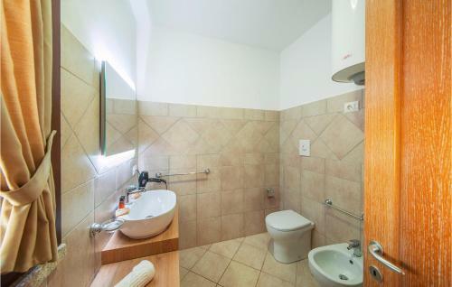 1 Via Lunibarone Snc A