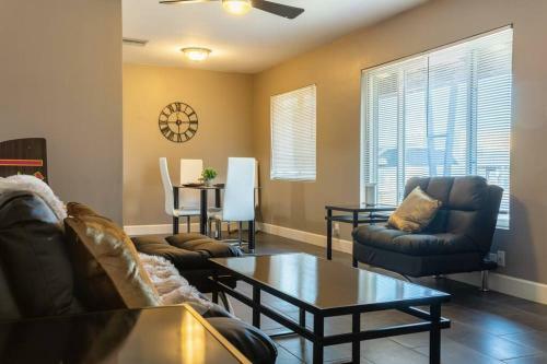 Modern Home In Old Town Scottsdale