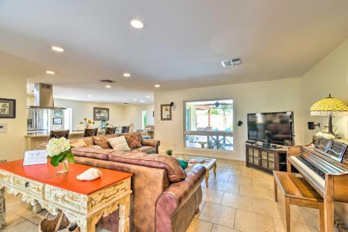 Scottsdale Oasis With Private Pool And Hot Tub!