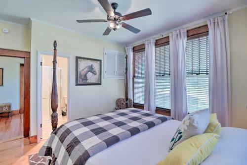 Historic Mountain Home Haven With Large Yard!