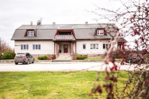 Albergue Helini Maja