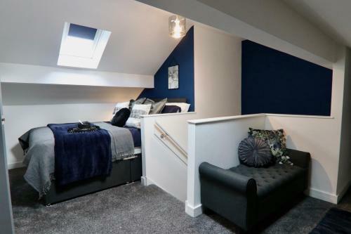 Hostal 5 Bed Home On Birdwell Road - Free Parking