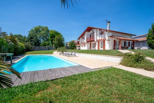 Villa Nik-nahia By Firstlidays