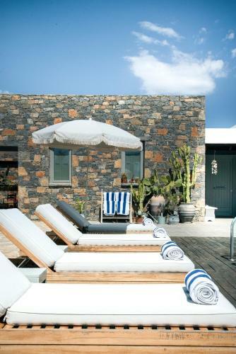 Villa Aiolos: Above The Sea, Within Agios Nikolaos