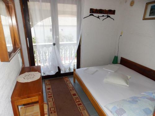 Apartments Miro Korni?