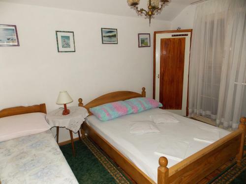 Apartments Miro Korni?