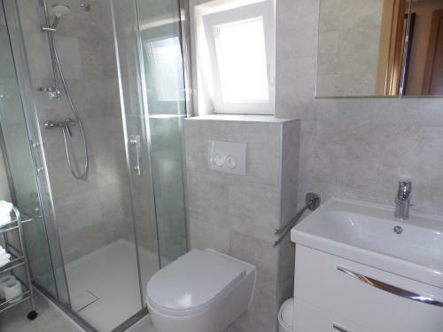 Apartments Miro Korni?