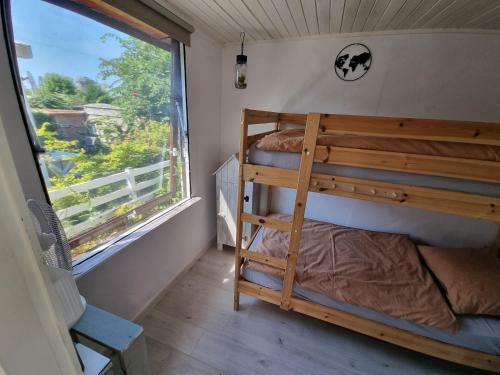 Lazy Cabin Near Hoek Van Holland Beach