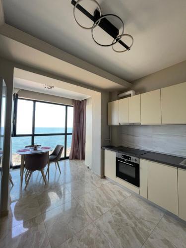 Blue Marina Sea View Apart