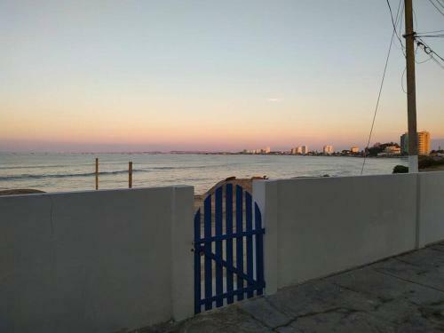 Casa Frente Al Mar Con Piscina En Salinas