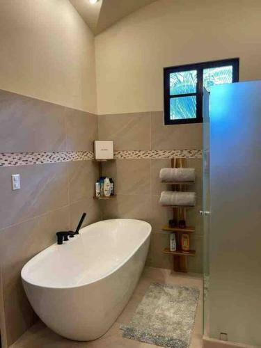 Bright 3 Bedroom Villa In Hacienda Pinilla