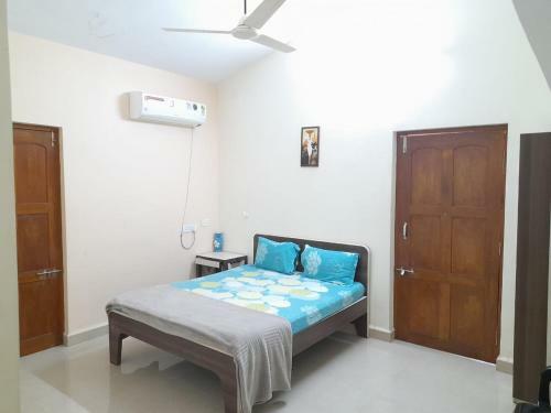 Good Shepherd Deluxe Rooms & Deluxe Apartments