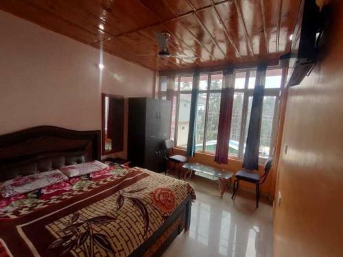 Pop 91432 Oyo 17118 Hotel Pine Dhanolti