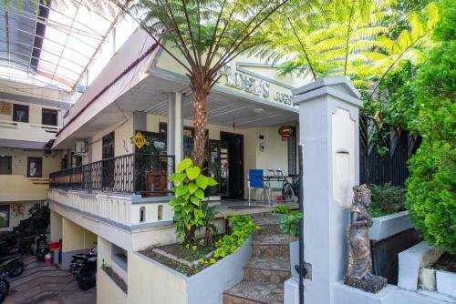 Hotel Reddoorz Near Cyber Mall