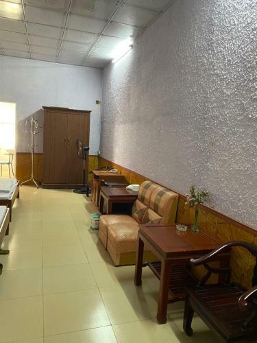 Hotel Nh� Ngh? Famy