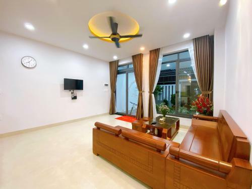 Gold Pig Homestay & Apartment