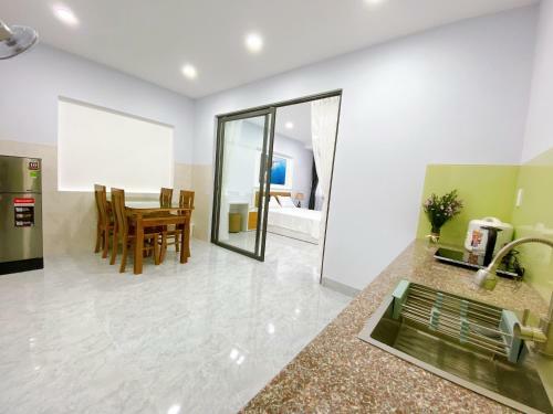 Gold Pig Homestay & Apartment