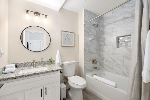 Cozy 2 Bedroom Home In Carmichael