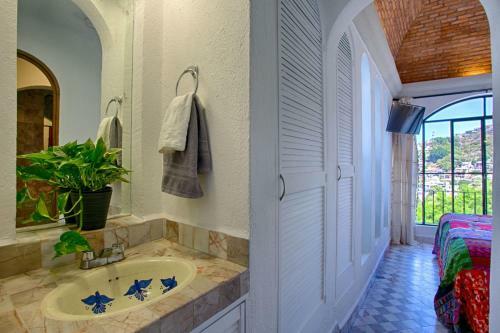 Casa Loma Old Town 3 Br By Casago