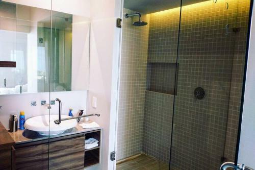 Apartamento Kaab Atp New Vacation Apt With Rooftop Pool, Cozy!