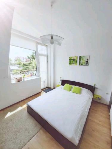 Apartamento �tico En La Rom�ntica Sozopol