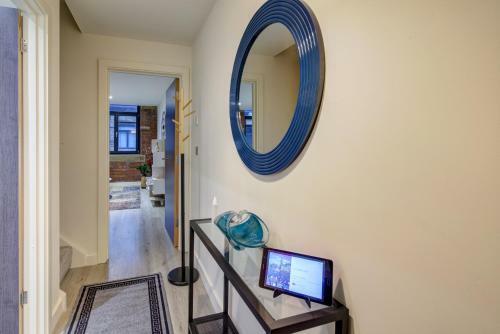 Stylish 'new York Loft' 2 Bed Apartment