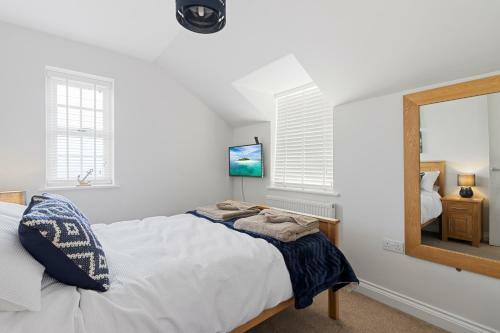 A Modern And Cosy Apartment Just Yards From Brixham?s Bustling Harbourside