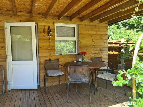 Private Garden Room / Annexe / Terrace