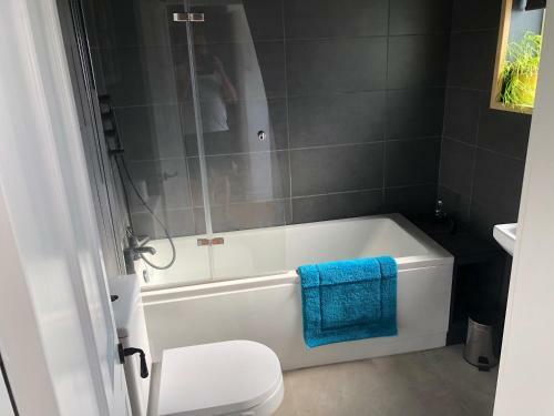 Apartamento Poets Rest, Free Parking 8 Minutes From Beach