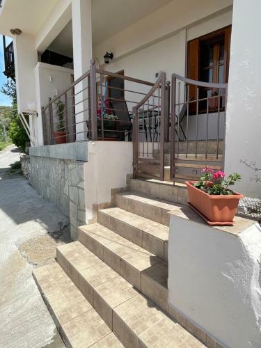Ioannis (family House)