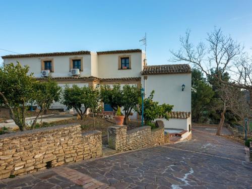 Charming Holiday Home In Caltagirone With Garden